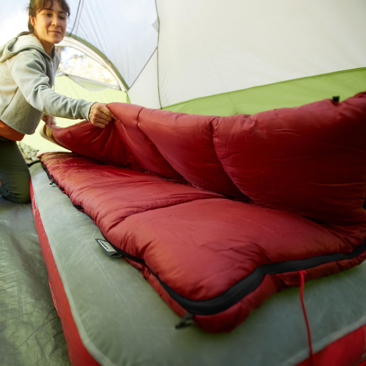 Coleman Flatlands 30/40/50°F Sleeping Bag, Made from 100% Recycled Material, Big & Tall Options, Cool-Weather Sleeping Bag for Camping, Sleepovers, Guests & More